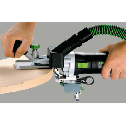 Фрезер кромочный FESTOOL ОFК 700 ЕQ-PLUS 574359 Фрезер кромочный FESTOOL ОFК 700 ЕQ-PLUS 574359