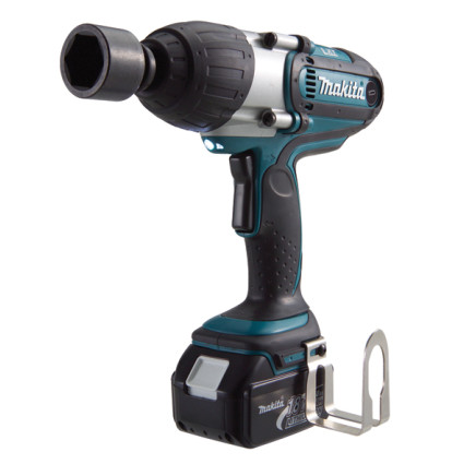 Cordless wrench Makita DTW450RFJ