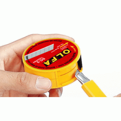 The Olfa DC-3 container for the broken segments and used not collapsible with a plastic lock (DC-3)