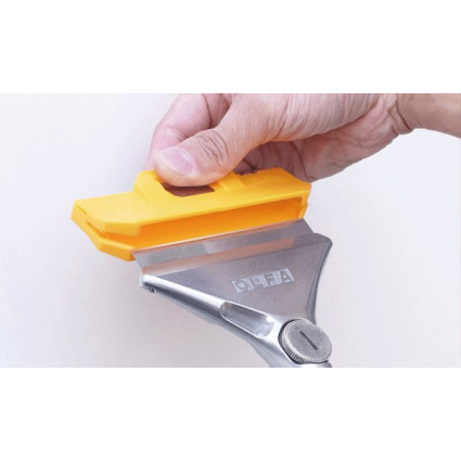 Шкребач Olfa XSR-600 X-Design профессиональный L=600 мм; быстросъемное лезвие 100 мм; усиленная рукоятка (885515)