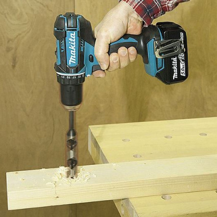 Акумуляторний шуруповерт MAKITA DDF482Z