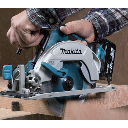 Акумуляторна дискова пилка MAKITA DHS680ZJ