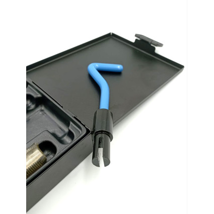 Repair kit for thread renewal M16x1,5,
